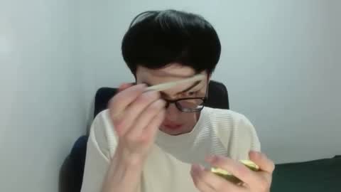 Snapshot of stiv_grant chatting on February 19, 2026, 11:50 am stiv_grant online show from February 19, 2026, 11:50 am