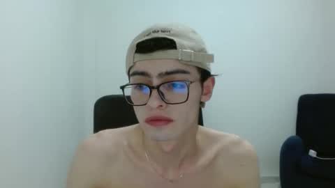 Snapshot of stiv_grant chatting on February 26, 2026, 7:46 pm stiv_grant online show from February 26, 2026, 7:46 pm