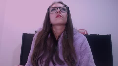 Snapshot of stiven_1_ chatting on November 12, 2025, 9:47 pm stiven online show from November 12, 2025, 9:47 pm