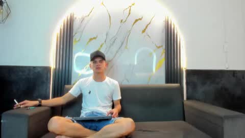 friends online show from February 8, 2026, 5:00 am