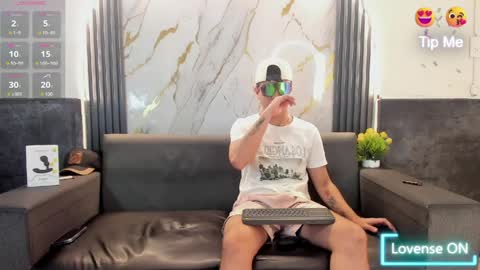 friends online show from April 12, 2026, 4:06 am