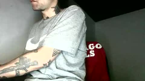 stiven online show from April 7, 2026, 10:53 pm