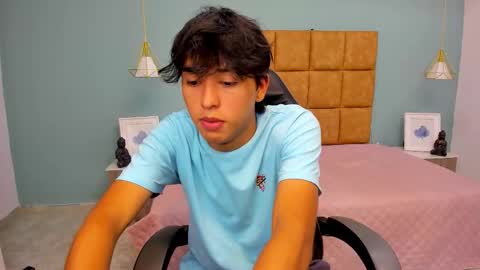 Stiwen online show from February 13, 2026, 12:56 pm