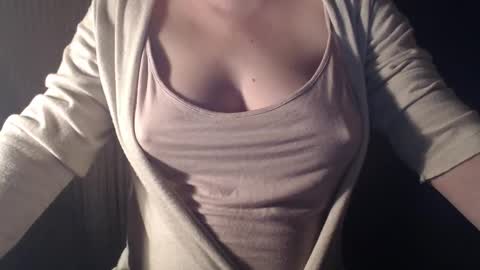 stonenipple online show from December 2, 2025, 7:42 pm