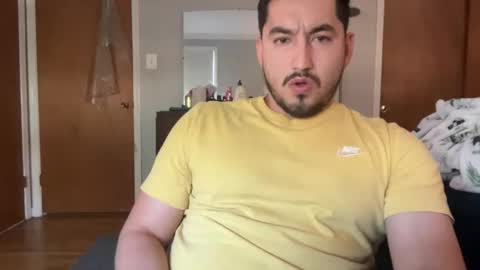 Snapshot of stonerfit chatting on March 3, 2025, 7:17 pm StonerFit online show from March 3, 2025, 7:17 pm