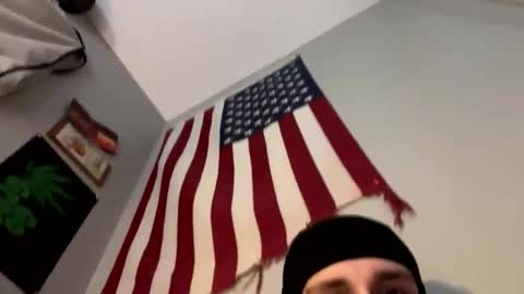 Snapshot of stonr429 chatting on April 16, 2026, 5:52 am stonr429 online show from April 16, 2026, 5:52 am