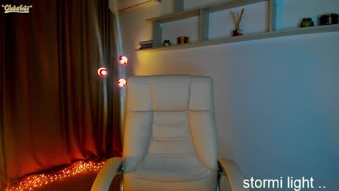 Snapshot of stormi_light chatting on December 26, 2024, 11:57 pm Stormi online show from December 26, 2024, 11:57 pm