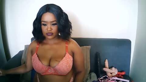 stormie955 online show from December 22, 2024, 10:17 am