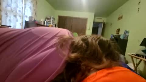 All alone tonight online show from November 23, 2025, 4:07 pm