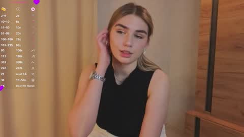 Luna online show from January 15, 2026, 3:27 pm