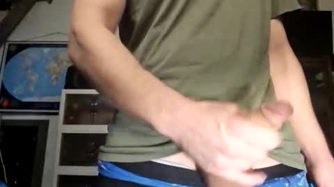 Str8 online show from November 7, 2025, 4:07 pm