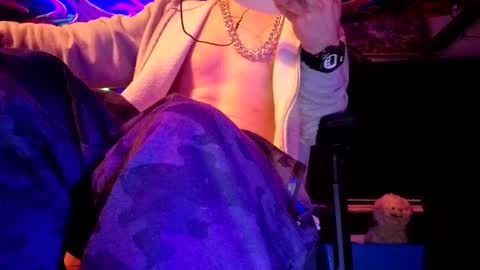 Str8 online show from January 19, 2026, 5:22 am