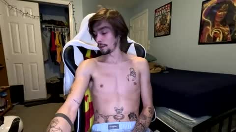 str8whiteboy21 online show from December 13, 2024, 2:54 am