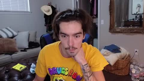 str8whiteboy21 online show from September 17, 2025, 12:51 pm