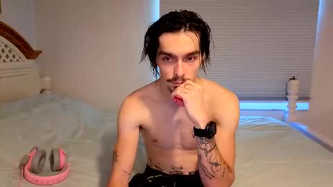 str8whiteboy21 online show from November 15, 2025, 5:42 pm