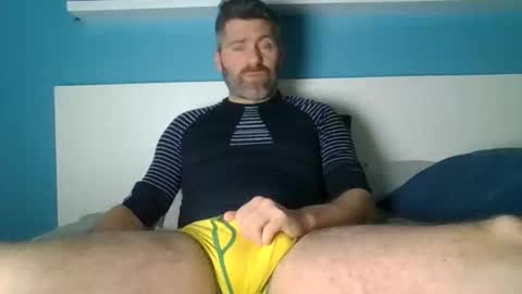 Snapshot of straightact chatting on February 20, 2025, 10:15 pm straightact online show from February 20, 2025, 10:15 pm