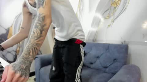 NICK online show from October 28, 2025, 1:09 am