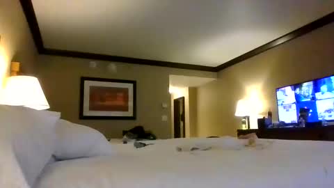 strangestslut online show from October 20, 2025, 12:22 am