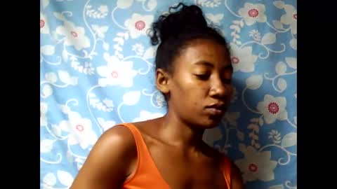 Snapshot of strevah9794 chatting on February 9, 2026, 12:25 am strevah9794 online show from February 9, 2026, 12:25 am