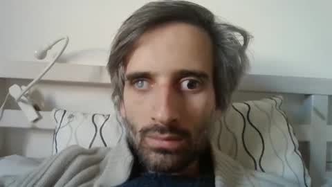 Snapshot of stroke1 chatting on January 6, 2026, 10:41 am stroke1 online show from January 6, 2026, 10:41 am