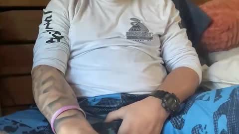 stroking33again online show from November 19, 2025, 2:50 pm