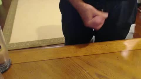 Snapshot of stromg2000 chatting on April 1, 2026, 6:16 pm stromg2000 online show from April 1, 2026, 6:16 pm