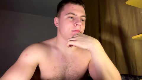 Strong Baby online show from December 3, 2025, 11:14 pm