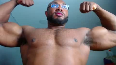 Snapshot of strong_george1 chatting on December 24, 2024, 6:17 pm strong_george1 online show from December 24, 2024, 6:17 pm