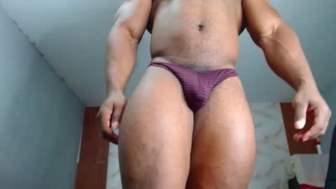 Snapshot of strong_george1 chatting on February 13, 2025, 12:46 am strong_george1 online show from February 13, 2025, 12:46 am