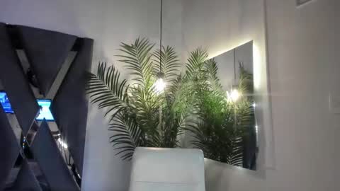 Alexa   online show from November 15, 2025, 10:56 am