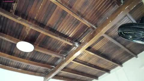 Snapshot of strong_girl_ chatting on February 5, 2026, 11:04 am Alexa online show from February 5, 2026, 11:04 am