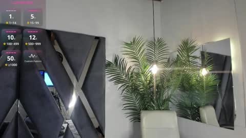 Snapshot of strong_girl_ chatting on February 6, 2026, 11:35 am Alexa online show from February 6, 2026, 11:35 am