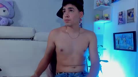 Snapshot of strong_rock69 chatting on June 11, 2026, 6:06 pm strong_rock69 online show from June 11, 2026, 6:06 pm