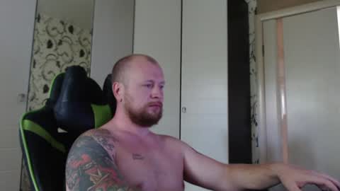 Snapshot of strongass18 chatting on June 19, 2026, 7:34 am Alex online show from June 19, 2026, 7:34 am