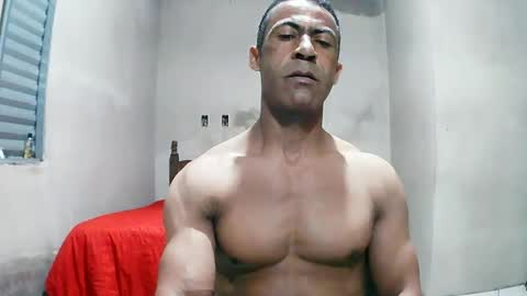 Snapshot of strongdaddyfantastic chatting on June 17, 2026, 11:49 pm strongdaddyfantastic online show from June 17, 2026, 11:49 pm