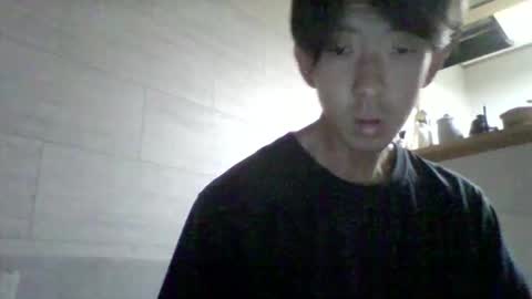 Snapshot of sttkm chatting on October 3, 2025, 6:49 pm Asian boy online show from October 3, 2025, 6:49 pm