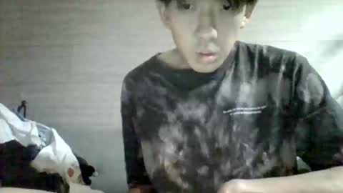 Asian boy online show from June 4, 2026, 3:18 pm