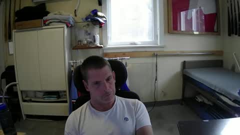 Snapshot of stturbo chatting on October 15, 2025, 3:12 pm stturbo online show from October 15, 2025, 3:12 pm