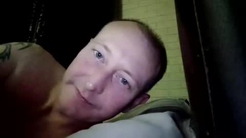Snapshot of stu_art83 chatting on May 8, 2026, 12:16 am stu_art83 online show from May 8, 2026, 12:16 am