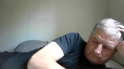 Snapshot of stuart9900 chatting on July 3, 2026, 7:31 pm stuart9900 online show from July 3, 2026, 7:31 pm