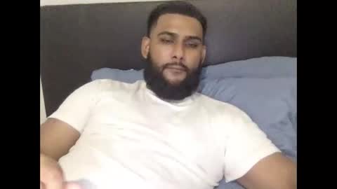 stuckinthe222 online show from November 1, 2025, 3:19 am