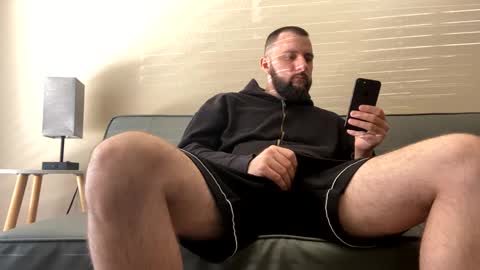 Snapshot of stud4u21 chatting on March 9, 2025, 5:39 pm stud4u21 online show from March 9, 2025, 5:39 pm