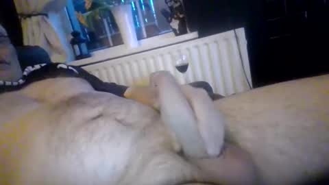 stud_1975 online show from January 18, 2026, 8:18 am