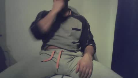 Ero online show from February 11, 2025, 4:46 pm