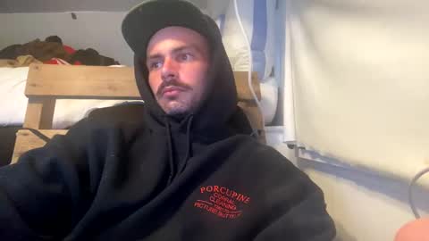 stupid_fellow online show from December 22, 2024, 3:33 am