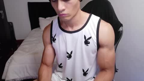 Snapshot of stylishman01 chatting on May 30, 2026, 9:34 pm stylish man online show from May 30, 2026, 9:34 pm
