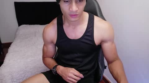 Snapshot of stylishman01 chatting on June 2, 2026, 11:51 pm stylish man online show from June 2, 2026, 11:51 pm