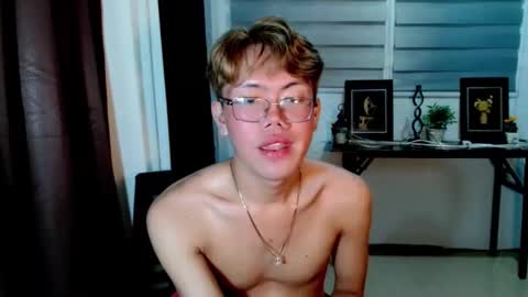 Su-jin online show from April 13, 2026, 12:10 pm