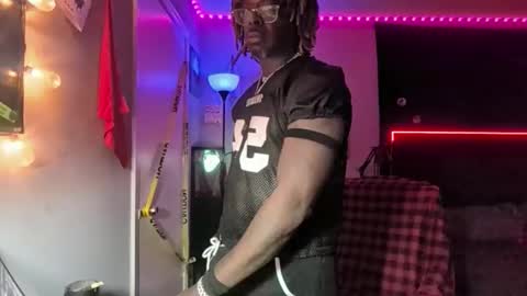 Hot Chocolate online show from December 22, 2025, 6:43 am