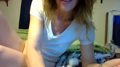 sub4you69brat online show from January 16, 2025, 3:24 pm